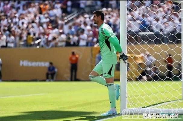 补时绝杀+红牌风波!皇马3-2力克多特晋级四强迎战巴黎 姆巴佩侧勾点燃全场 补时绝杀+红牌风波!皇马3-2力克多特晋级四强迎战巴黎 姆巴佩侧勾点燃全场